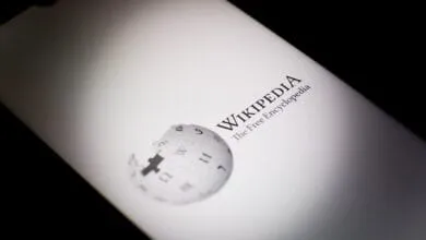 Wikipedia Embraces AI While Keeping Human Volunteers