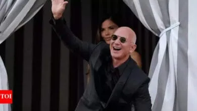 Jeff Bezos Sells $1.5B in Amazon Shares – See His Current Stake