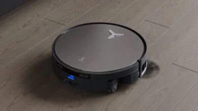 Ecovacs Robovac Cleans Nonstop with Rapid Charging