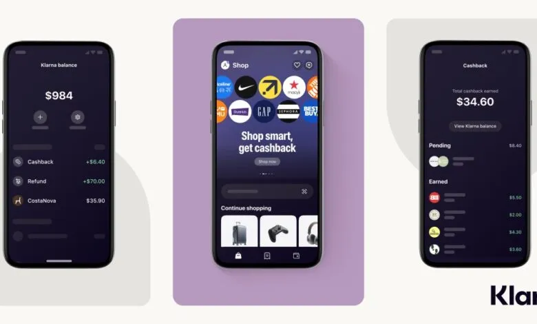 Klarna app interface showing balance, cashback, and shopping options on dark mode.
