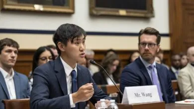 Alexandr Wang: The Next Bill Gates Is a 13-Year-Old ‘Vibe Coder’