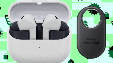 Samsung's New Galaxy Buds Include a Free SmartTag 2