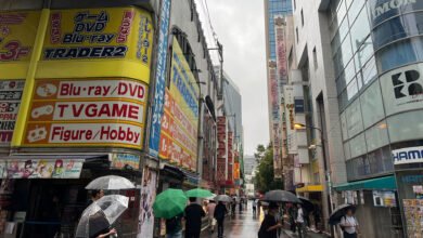 Tokyo's Akihabara Electric Town Plunged Into Darkness in First Power Outage in 30 Years