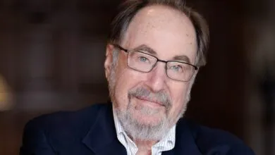 Headshot of Robert Caro, renowned American biographer.