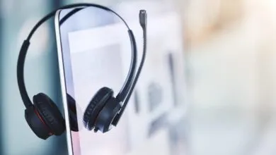 AI to Resolve Half of Service Calls Within 2 Years, Survey Finds