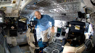 Senators Block Shuttle Move Citing “No Public Demand”