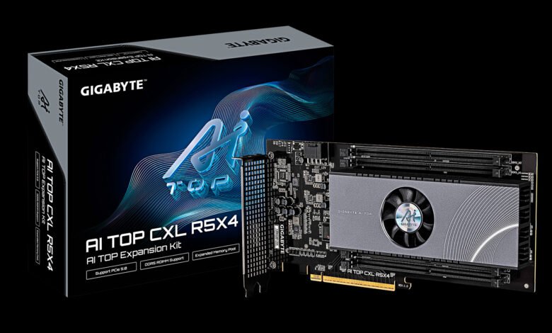 Gigabyte AI Top CXL RSX4 expansion kit shown in its box and close-up. A high-performance add-in card for AI.