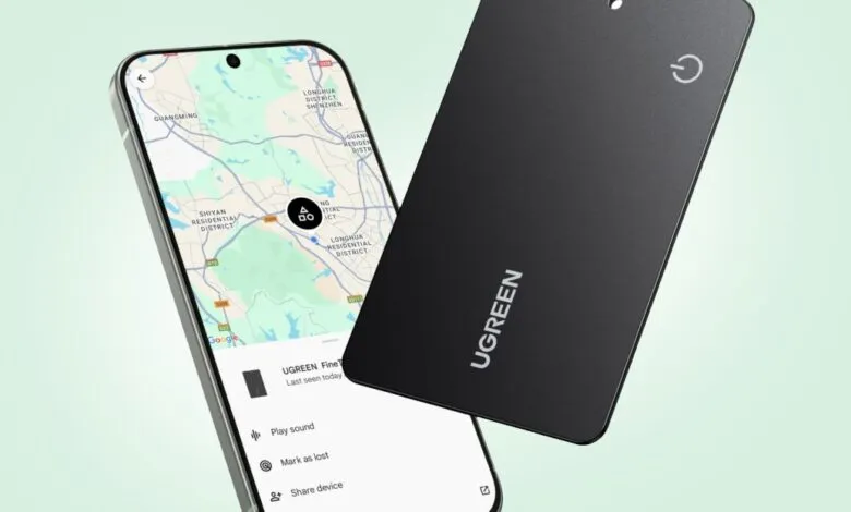 Smartphone displays a map showing the location of a lost UGREEN Fine Tracker, a small black device shown nearby.