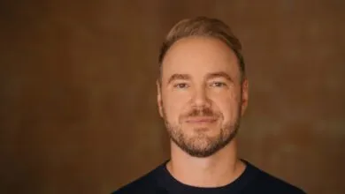 From Headphones to Loyalty: How One Founder Built Lantern