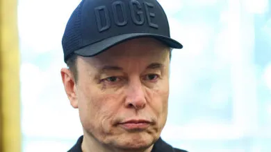 Musk’s Ketamine, Putin Posts Prompt Security Clearance Release