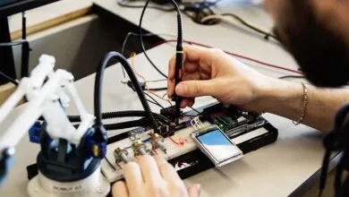 Inspiring Your Kids to Love STEM Despite an Uncertain Future