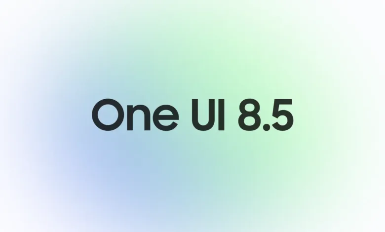 Samsung One UI 8.5 logo on a gradient background.
