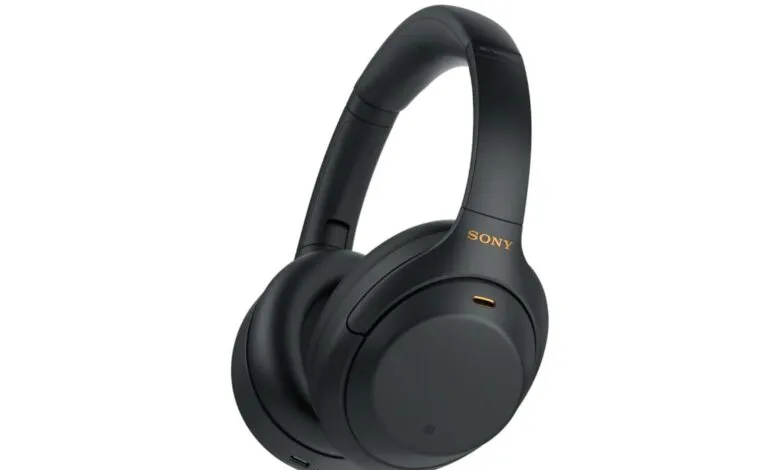 Close-up of black Sony WH-1000XM4 noise-cancelling headphones
