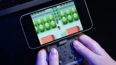 Game Boy-Style Magnetic Controller for Your Smartphone