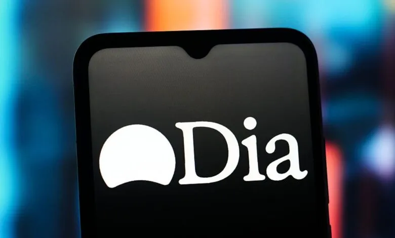 Smartphone displaying the Dia logo on a dark screen with a blurred colorful background.