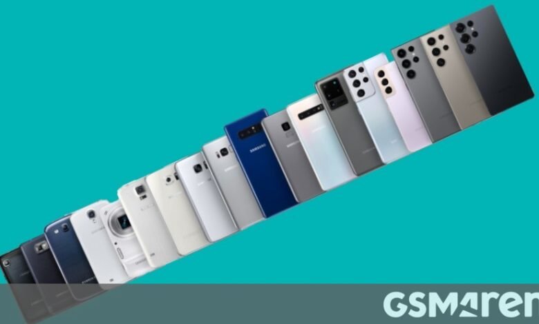 A diagonal line of Samsung smartphones from older models to newer ones.