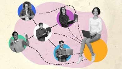 The Power of Authority on Reddit and Quora
