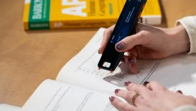 This Viral AI Pen Failed to Help Me Cheat