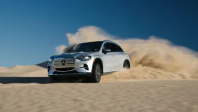 Mercedes-Benz Tests Off-Road Systems in Dune Driving