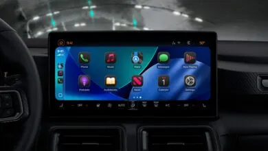 Unlock New CarPlay Features in iOS 26.2