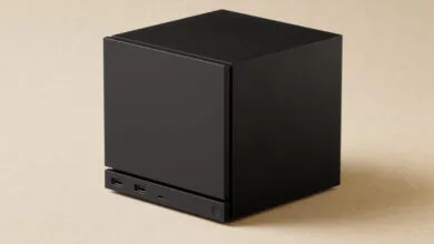 Valve Unveils New Steam Machine and Controller Hardware