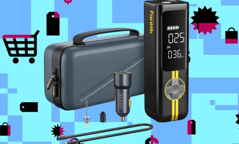 Fanttik X8 Apex tire inflator kit with case and accessories.