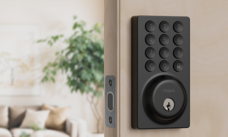 Aqara smart lock on door with keypad and keyhole.