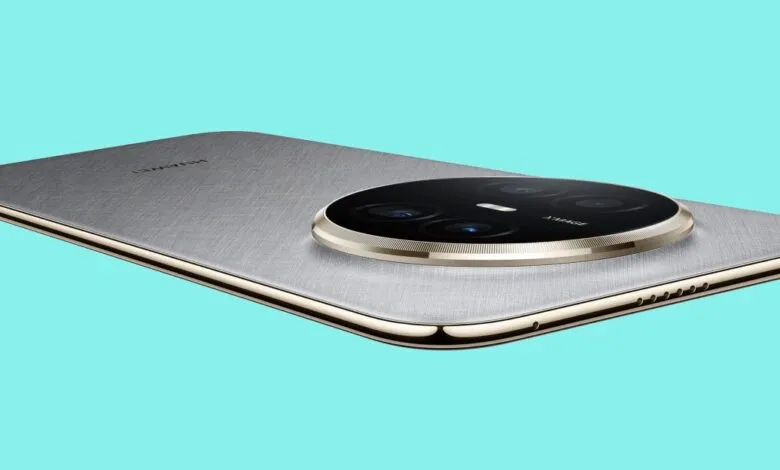 Close-up of the back of a Huawei smartphone with a textured silver finish and a prominent circular camera module.
