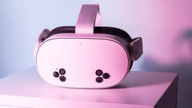 Meta Halts Horizon VR Headsets for Third-Party Makers
