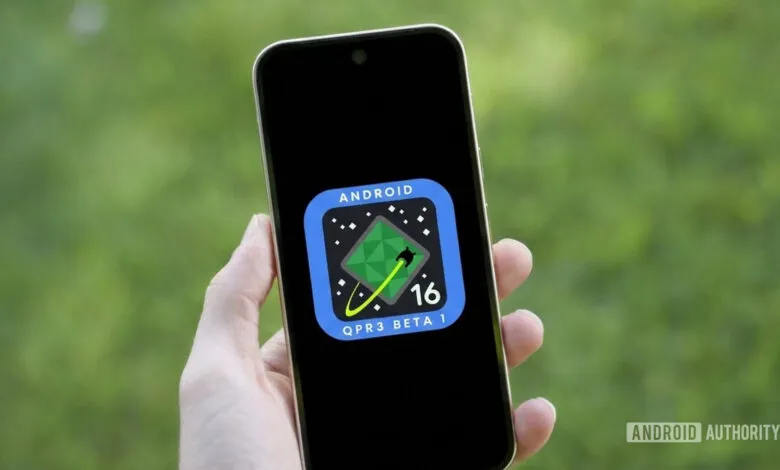Android 16 QPR3 Beta 1 logo displayed on a smartphone screen.