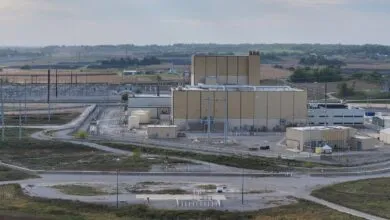 Aerial view of the Duane Arnold Energy Center, a nuclear power plant.