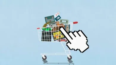 AI Holiday Shopping: Expert Trust Tips