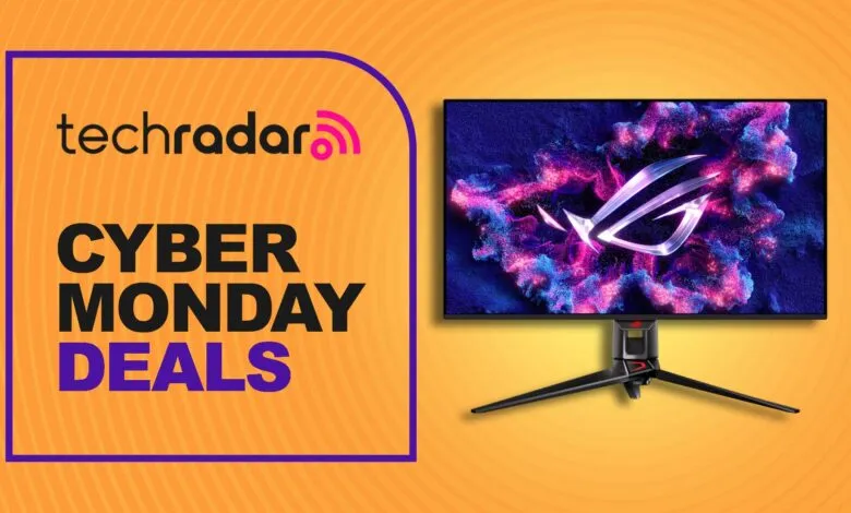 TechRadar Cyber Monday deals promotion with gaming monitor.