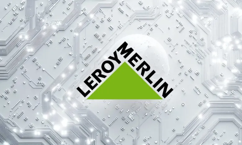 Leroy Merlin logo on a white circuit board background.