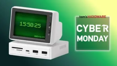 $79.99 Retro PC Monitor Hits Record Low: 3.5″ IPS Screen, SD & USB Hub