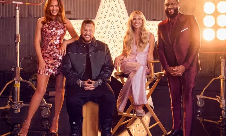 Group shot of Chrissy Teigen, Tom Green, Emma Grede, and Anthony Anderson.