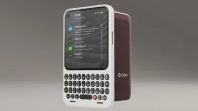 The Clicks Communicator: A BlackBerry-Style Keyboard for Your Phone