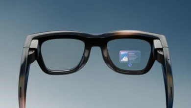 Meta’s Ray-Ban Smart Glasses Get a Teleprompter and AI Writing Assistant