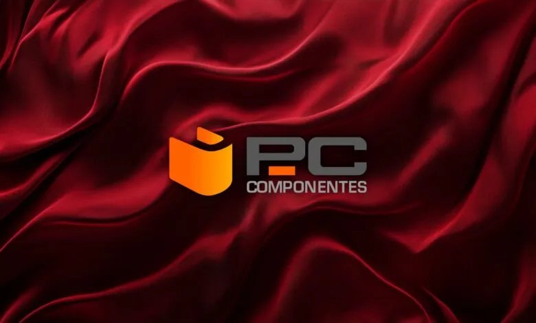 PcComponentes logo on a red satin background.