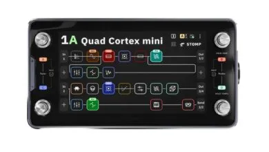 Quad Cortex Mini guitar effects processor showing signal chain.