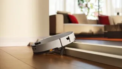 Roborock Saros 20 Robot Vacuum Gains Climbing Ability
