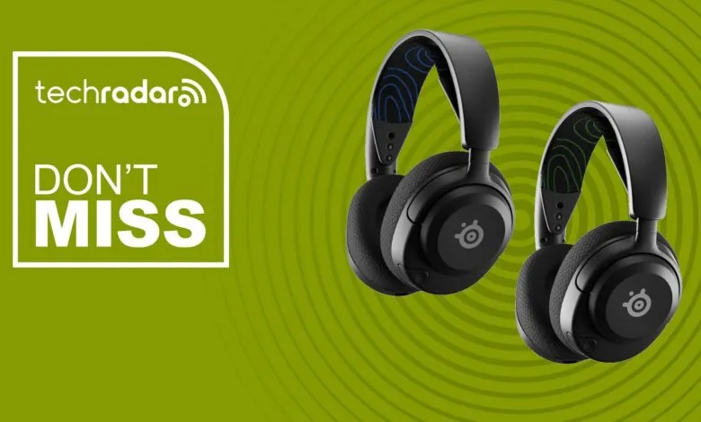 Two black SteelSeries Arctis Nova 7 headphones on a green background.