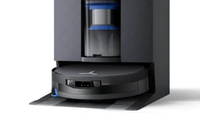 Ecovacs Flagship Robot Vacuum Now Features a Mop Attachment