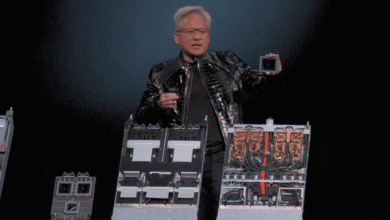 Jensen Huang presents NVIDIA's new technology on stage.