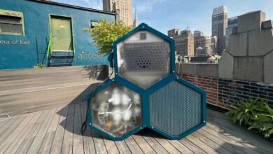 NYC Startup's Fridge-Sized Device Makes Gasoline From Air