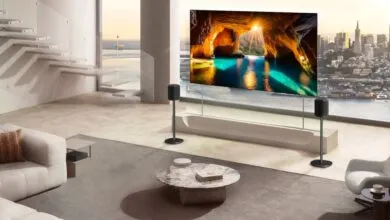 LG’s OLED evo W6 Wallpaper TV Returns at CES 2026