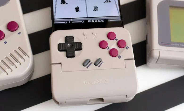 GameSir controller attached to phone, reminiscent of classic Game Boy.