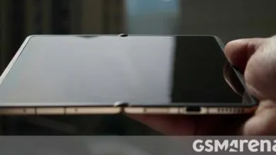 Honor Magic V6 Debuts Crease-Less Foldable Display