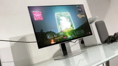 Cyberpunk 2077 gameplay displayed on a modern computer monitor.