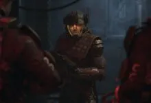 Character in futuristic armor holding a weapon, surrounded by others.